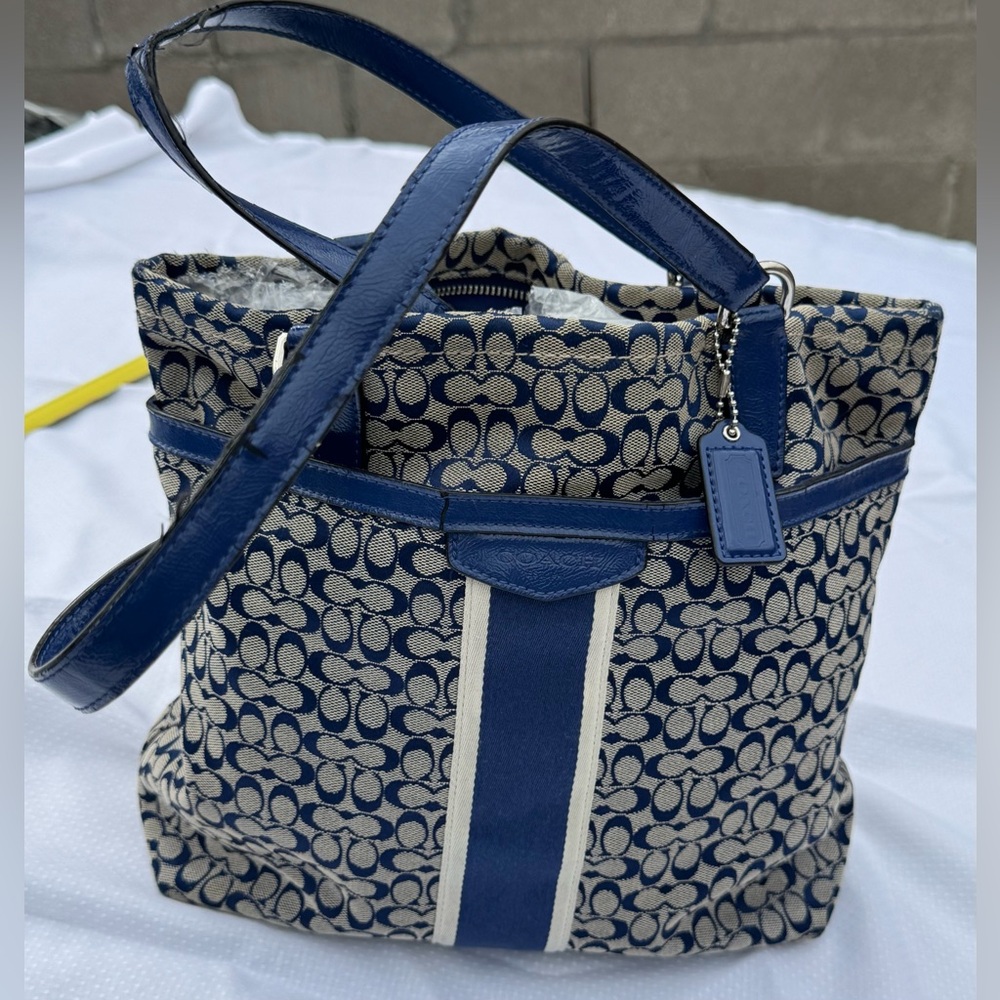 Coach Signature Stripe tote bag blue beige canvas